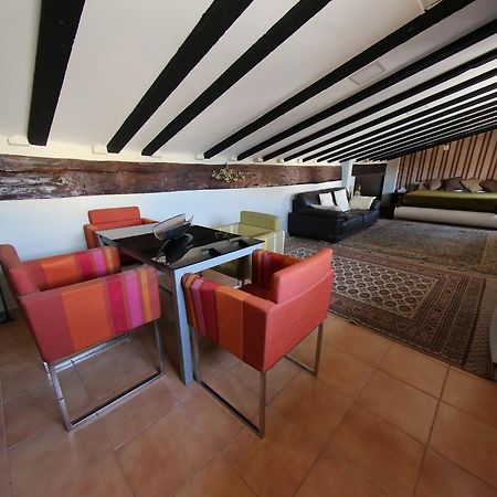 Hostal Santa Teresa Reus Exterior photo